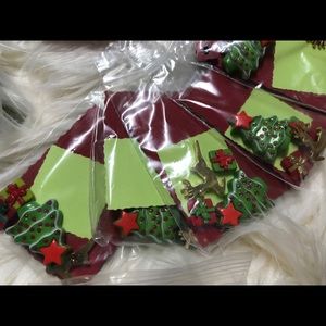 CHRISTMAS TREE BUNDLE SCRAPBOOKING OR CARDS NEW